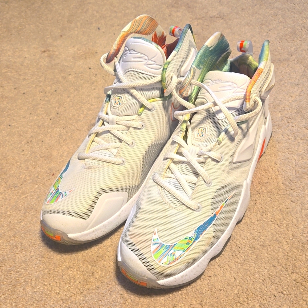 Nike LeBron 13 Easter Shoes